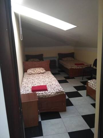 Фото номера Cемейный номер с собственной ванной комнатой Хостелы Hostel Vitan г. Львов 5