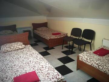 Фото номера Cемейный номер с собственной ванной комнатой Хостелы Hostel Vitan г. Львов 3
