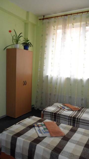 Фото номера Трехместный номер эконом-класса Хостелы Hostel Vitan г. Львов 2
