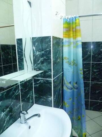 Фото номера Улучшенный трехместный номер Хостелы Hostel Vitan г. Львов 5