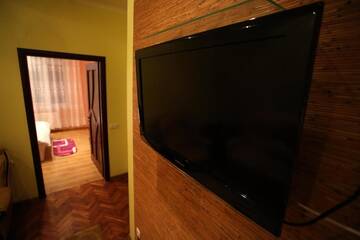 Фото номера Апартаменты с 2 спальнями Апартаменты ROMANTIC Apartments - TWO BEDROOMS г. Львов 34