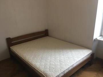 Фото номера Четырехместный номер с общей ванной комнатой Хостелы Soborniy Hostel г. Львов 5