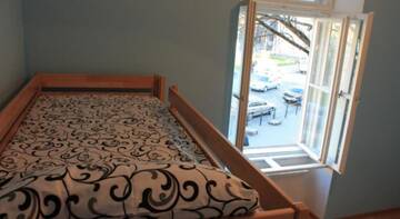Фото номера Кровать в общем 8-местном номере Хостелы Soborniy Hostel г. Львов 6