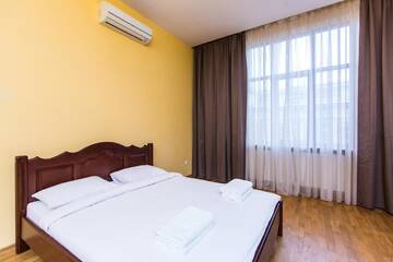 Фото номера Улучшенные апартаменты Апартаменты Avangard Qn Romana Apartment г. Львов 8