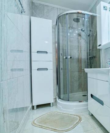 Фото номера Улучшенные апартаменты Апартаменты Avangard Qn Romana Apartment г. Львов 41