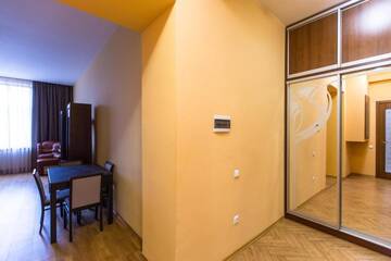 Фото номера Улучшенные апартаменты Апартаменты Avangard Qn Romana Apartment г. Львов 54