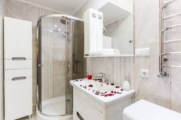 Фото номера Улучшенные апартаменты Апартаменты Avangard Qn Romana Apartment г. Львов 28
