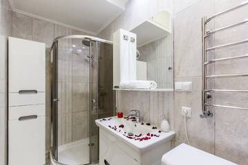 Фото номера Улучшенные апартаменты Апартаменты Avangard Qn Romana Apartment г. Львов 30