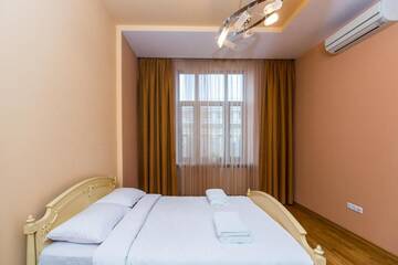 Фото номера Улучшенные апартаменты Апартаменты Avangard Qn Romana Apartment г. Львов 81