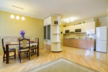 Фото номера Улучшенные апартаменты Апартаменты Apartment on Svobody г. Львов 9