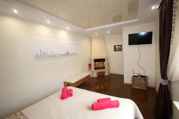 Фото номера Апартаменты с 1 спальней Апартаменты Romantic in Lviv 500m from Opera г. Львов 9