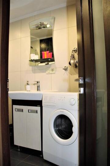 Фото номера Апартаменты с 1 спальней Апартаменты Apartment near Opera г. Львов 11