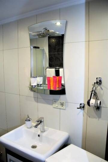 Фото номера Апартаменты с 1 спальней Апартаменты Apartment near Opera г. Львов 21