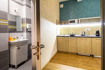 Фото номера Улучшенные апартаменты Апарт-отели Aparthotel Z-one Apartments г. Львов 3