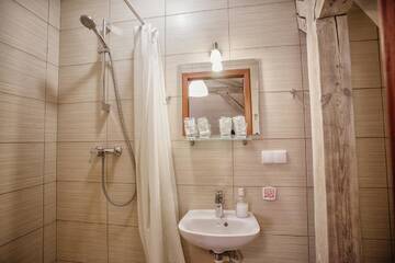 Фото номера Трехместный номер эконом-класса Гостевой дом Guest House "Arkhistratyg" г. Львов 7