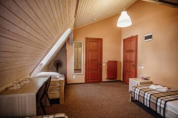 Фото номера Бюджетный трехместный номер Гостевой дом Guest House "Arkhistratyg" г. Львов 4