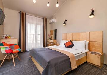 Фото номера Двухместный номер «Комфорт» с 1 кроватью Отель Etude Hotel г. Львов 8