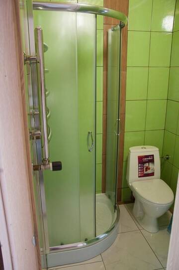 Фото номера Четырехместный номер с ванной комнатой Гостевой дом Guest House Lviv г. Львов 4