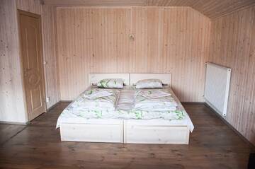 Фото номера Четырехместный номер с ванной комнатой Гостевой дом Guest House Lviv г. Львов 8