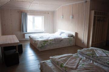 Фото номера Четырехместный номер с ванной комнатой Гостевой дом Guest House Lviv г. Львов 9