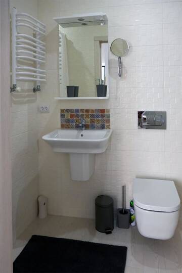 Фото номера Апартаменты с 2 спальнями Апартаменты Romantic Apartment on Rynok square with Air-Conditioning г. Львов 6