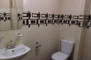 Фото номера Классический трехместный номер Отель Orange Hotel г. Львов 3