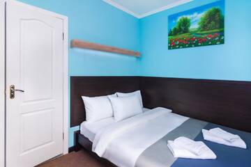 Фото номера Бюджетный двухместный номер с 1 кроватью Отель Orange Hotel г. Львов 2