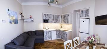 Фото номера Апартаменты с 2 спальнями Апартаменты Apartments WHITE HOUSE г. Львов 14