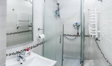 Фото номера Апартаменты с 2 спальнями Апартаменты Apartments WHITE HOUSE г. Львов 20