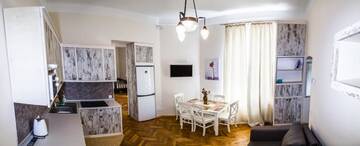 Фото номера Апартаменты с 2 спальнями Апартаменты Apartments WHITE HOUSE г. Львов 30