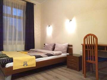 Фото номера Двухместный номер с 1 кроватью и общей ванной комнатой Хостелы Eney Hostel г. Львов 20
