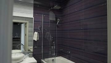 Фото номера Апартаменты Делюкс Апартаменты Luxury 1 bedroom on Boykivska г. Львов 34
