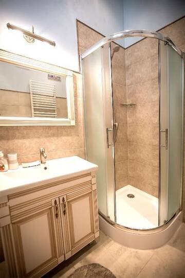Фото номера Апартаменты с 2 спальнями Апартаменты Gorgeous apartments in historical center of Lvov г. Львов 20