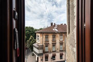 Фото номера Апартаменты с душем Апартаменты Stylish Apartment - Ivana Franka Street г. Львов 37