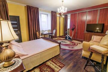 Фото номера Улучшенный двухместный номер с 1 кроватью Гостевой дом Saban Deluxe г. Львов 2