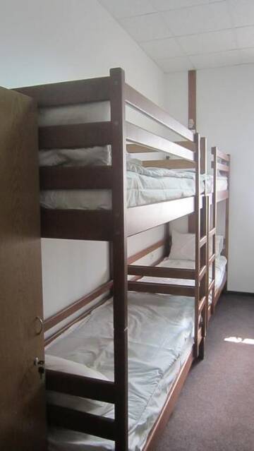 Фото номера Кровать в общем 6-местном номере для женщин Хостелы Hostel Lubin г. Львов 5
