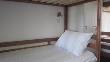 Фото номера Кровать в общем 8-местном номере для мужчин Хостелы Hostel Lubin г. Львов 3
