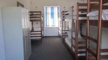Фото номера Кровать в общем 8-местном номере для мужчин и женщин Хостелы Hostel Lubin г. Львов 6
