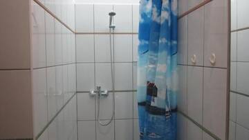Фото номера Кровать в общем 8-местном номере для мужчин и женщин Хостелы Hostel Lubin г. Львов 3