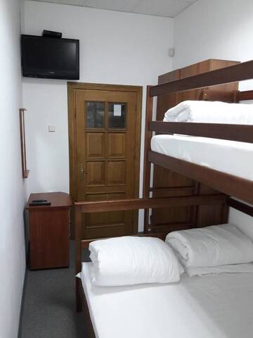 Фото номера Семейный номер Хостелы Hostel Lubin г. Львов 5
