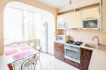 Фото номера Апартаменты с 2 спальнями Апартаменты Centre Apartment on Svobody avenue г. Львов 8