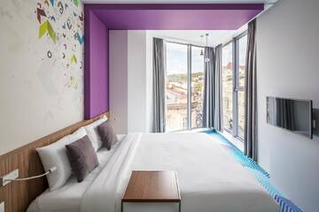 Фото номера Номер &quot;Комфорт&quot; с кроватью размера &quot;queen-size&quot; Отель Ibis Styles Lviv Center г. Львов 13
