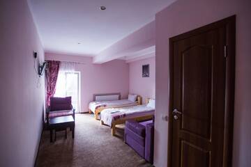 Фото номера Двухместный номер с 1 кроватью и душем Хостелы Avino Apart - Hostel г. Львов 12