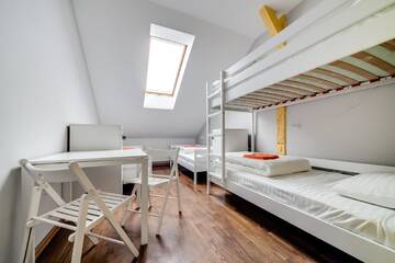 Фото номера Кровать в общем номере с 4 кроватями Хостелы Park Plus Hostel г. Львов 5