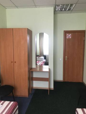 Фото номера Бюджетный двухместный номер с 1 кроватью Мини-отель Hotel 18 г. Львов 5