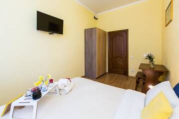 Фото номера Апартаменты с 2 спальнями Апартаменты Modern 2BR Apartment in Central Lviv г. Львов 55