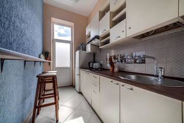 Фото номера Апартаменты с 2 спальнями Апартаменты Modern 2BR Apartment in Central Lviv г. Львов 22