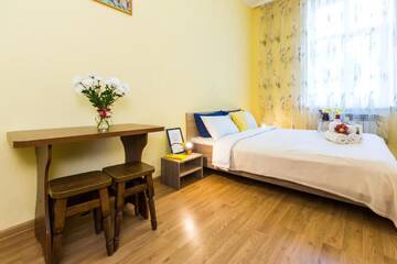 Фото номера Апартаменты с 2 спальнями Апартаменты Modern 2BR Apartment in Central Lviv г. Львов 10