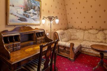 Фото номера Королевский люкс Гостевой дом Luxury Boutique Andreevskiy г. Львов 4