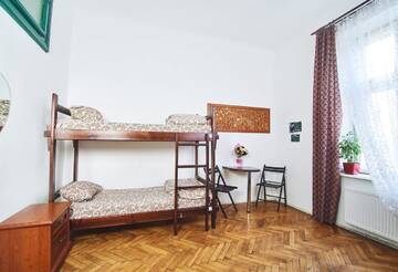 Фото номера Кровать в общем номере с 4 кроватями Хостелы Coffee Home Hostel г. Львов 3